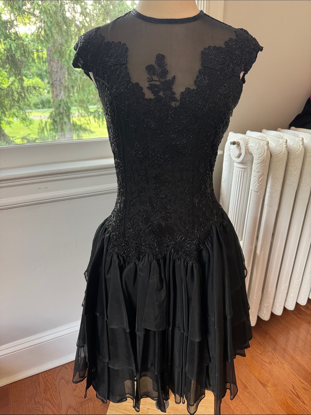 Vintage Eavis & Brown intricately Beaded 100% silk Dress